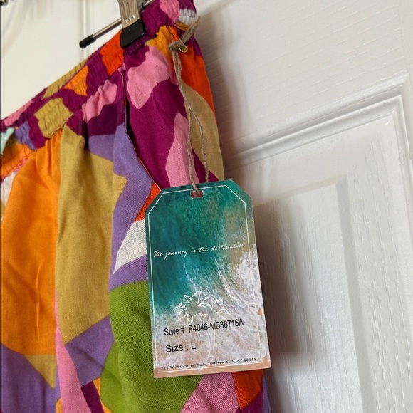 Colorful Shorts - Picture 5 of 6